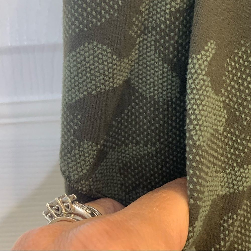 Lululemon Ready to Rulu Jogger 29" Heritage Camo Dark Olive Green Twill Size 4 - Picture 5 of 12
